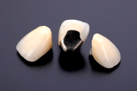 ���^���{���h�Z���~�b�N�N���E��